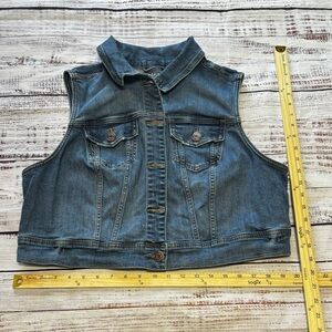Women’s Torrid Sleeveless Denim Vest